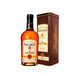 Ron Bacardi Especial 8 años...